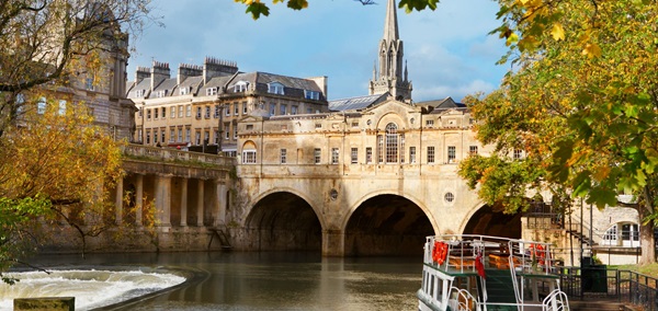ローマン・バス バース中