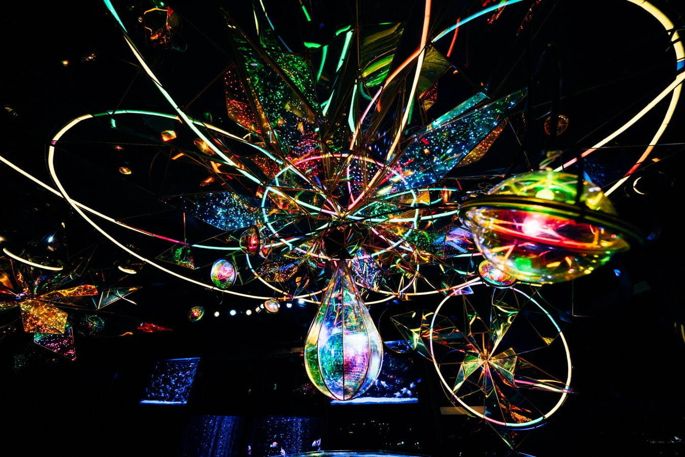 アクアリウム宇宙旅行「UNDER WATER SPACE」水族館 神奈川県横浜市