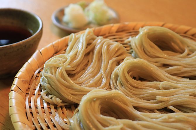 信州戸隠そば 石臼挽きそば石臼挽きそば二種+本十割そば+そばつゆ、七味唐辛子