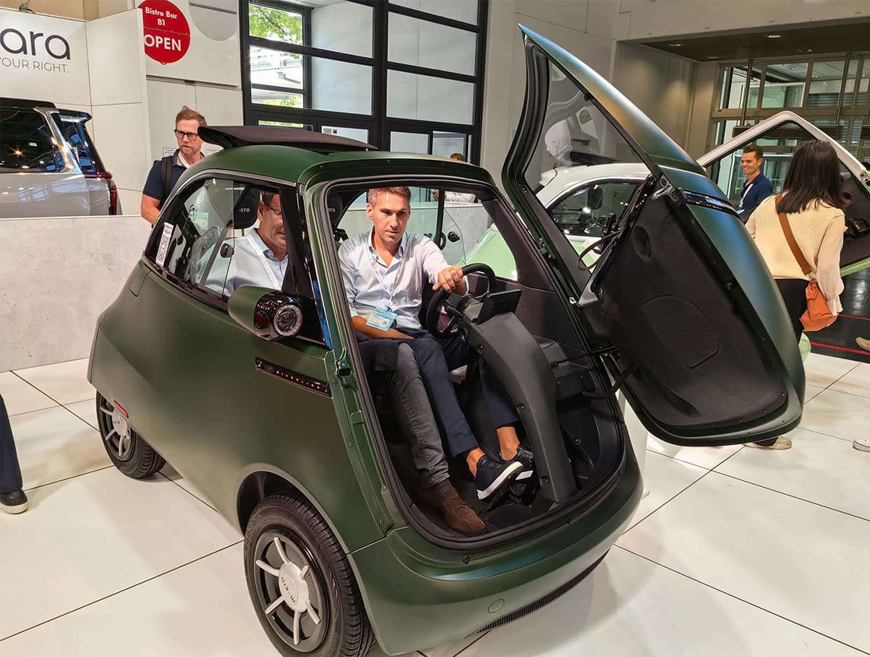 現行・新車で買える丸目の車国産・外車9選！かわいい車種には丸目が多い？MOBYモビー