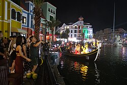 行楽地」の意味や使い方 わかりやすく解説 Weblio辞書