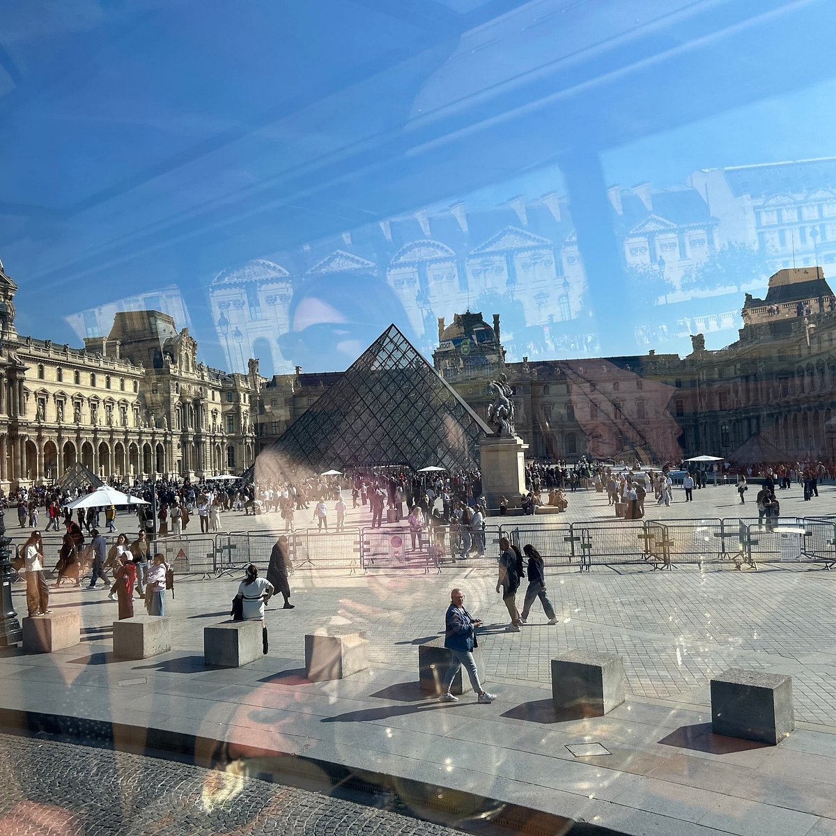 バストロノーム・パリO'Bon ParisEasy to be