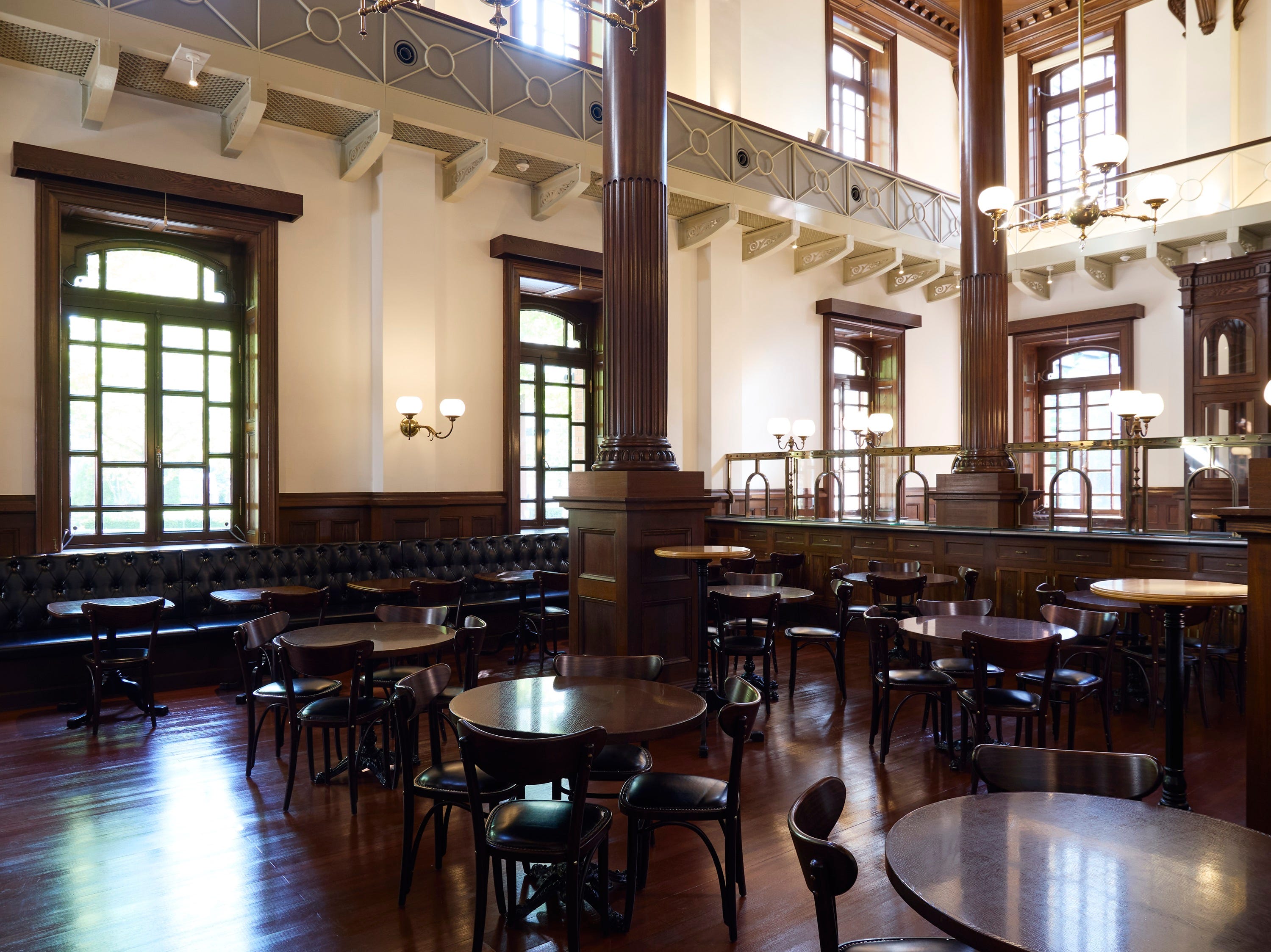 東京駅周辺のおすすめカフェ18選！改札内でゆったりできるお店から絶品スイーツを味わえるおしゃれカフェまで♪はらへり