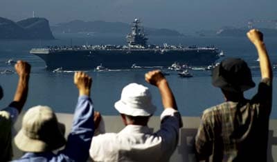 空母化進む「巨大な護衛艦」が先頭！ ついに“超珍しい艦隊”が実現 まるで機動部隊!?