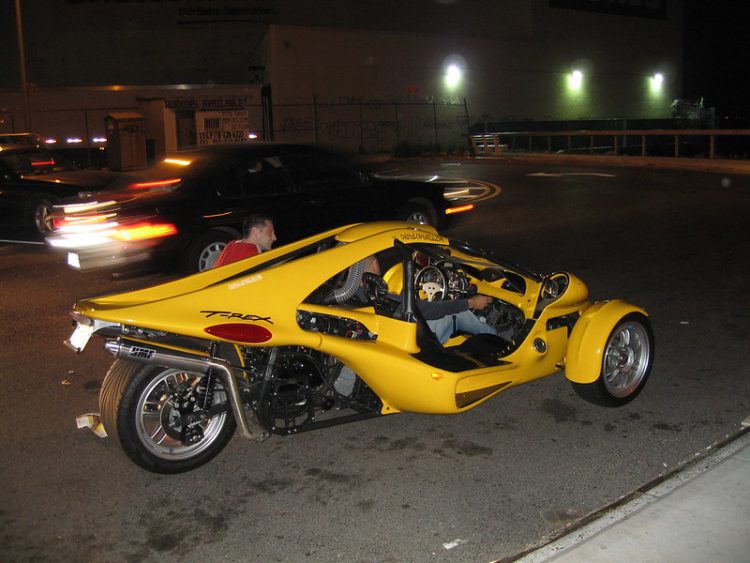 トップギア リライアント・ロビン・イギリスの税金対策車 コーナー苦手MOTORCYCLE LIFE