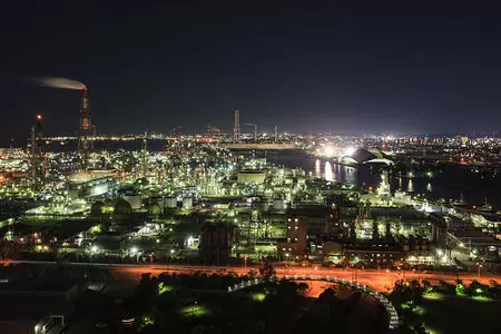 当館おすすめスポット『四日市の工場夜景』お知らせ四日市シティホテルアネックス 公式最安値 駐車場完備グリーンズホテルズ