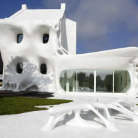 2025 シンバルクの逆さまの家-カシュビアン地方の旅、提供元：Gdansk Airport Taxi &