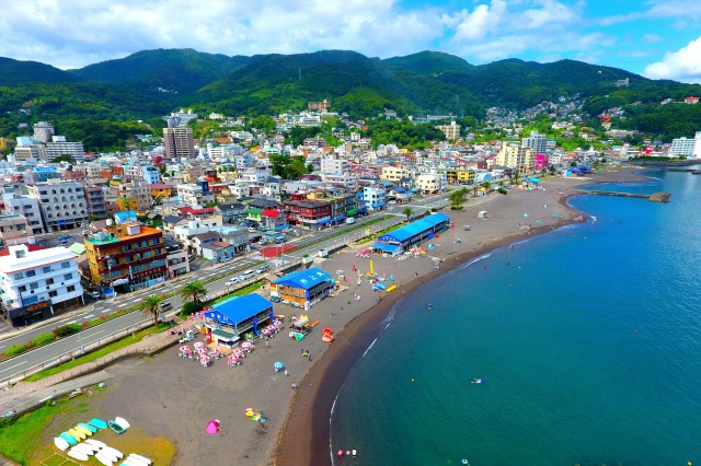 伊東市 7つのダイビングスポット紹介 ドローン空撮・水中映像- YouTube