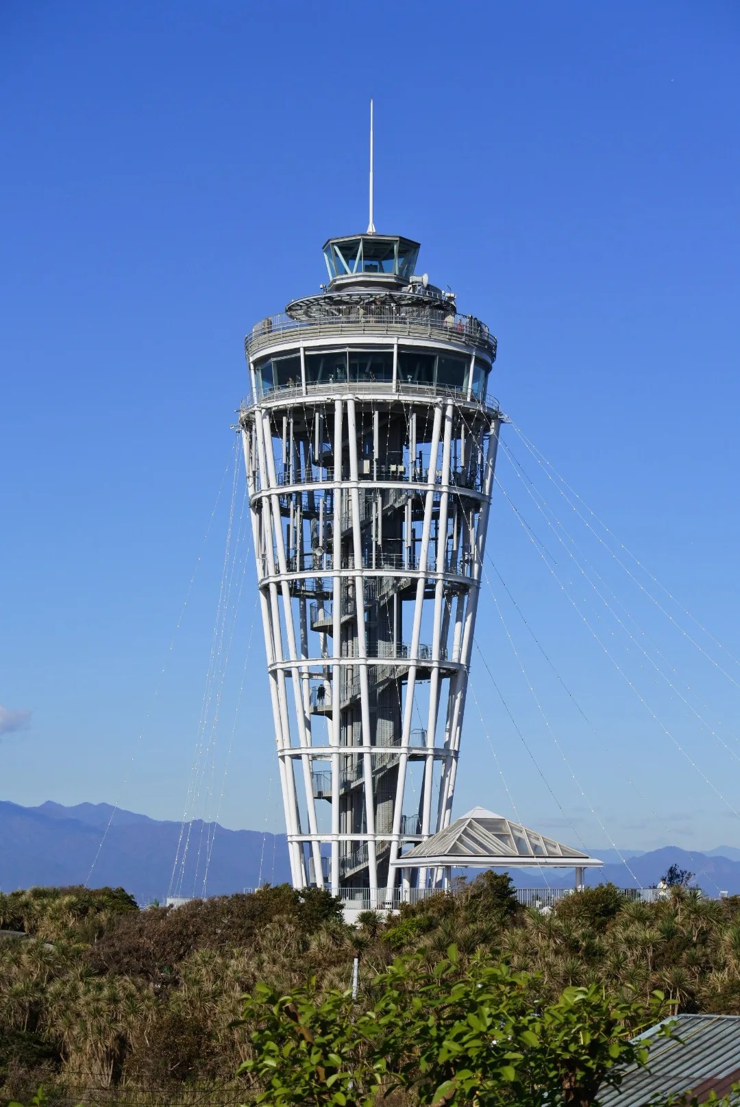 江の島シーキャンドル：絶景を楽しむ展望灯台神奈川県謎のツーリング組織