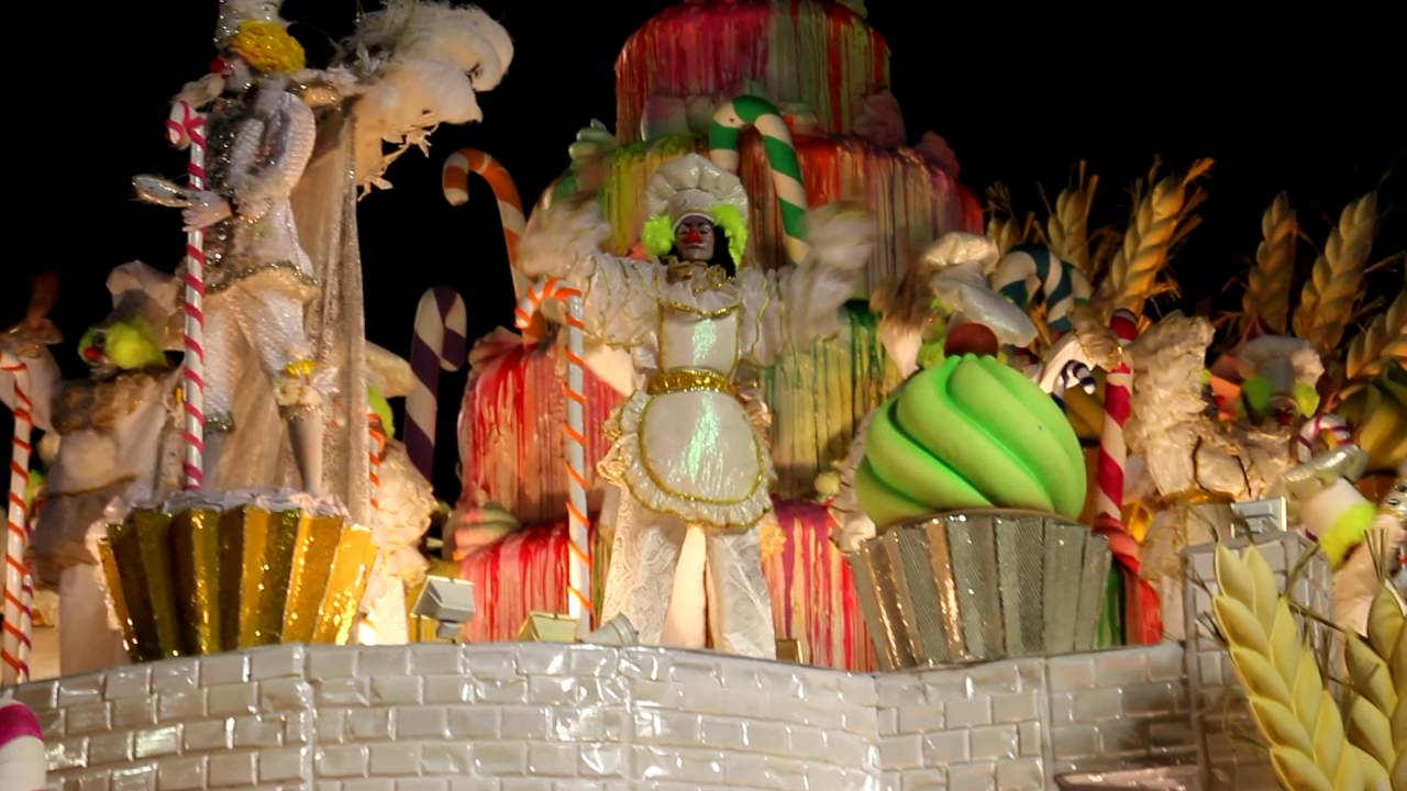 リオ カーニバル パレード チケット