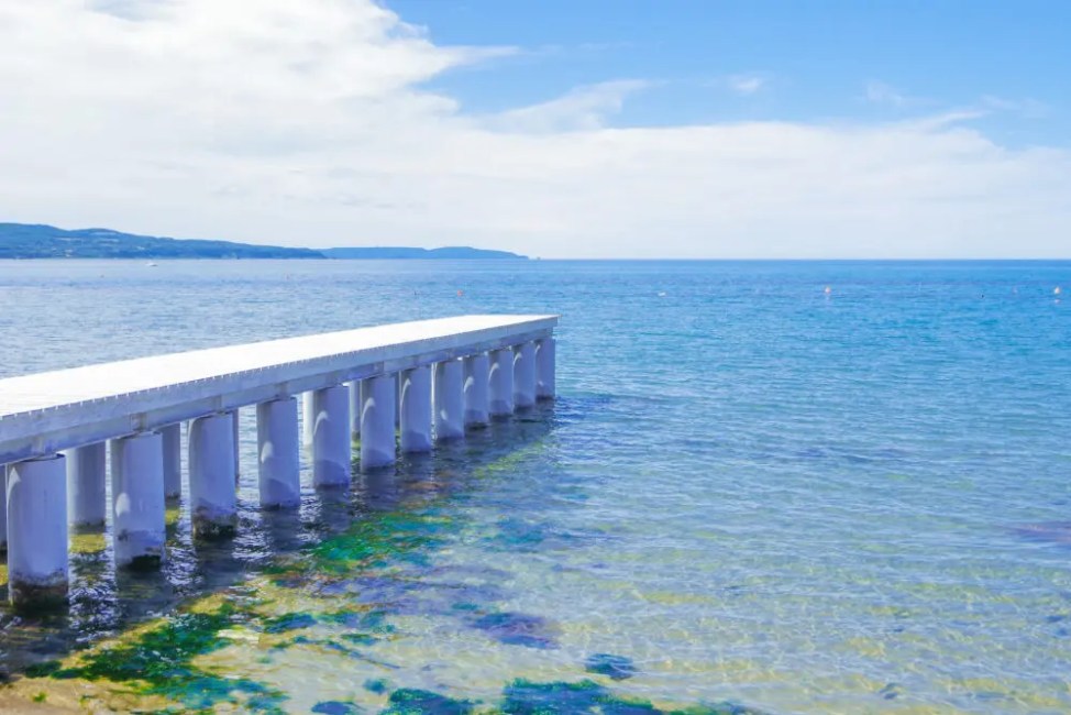けろんたび新潟県佐渡市 佐和田海水浴場＊子供も安心！浅く波が穏やかな海