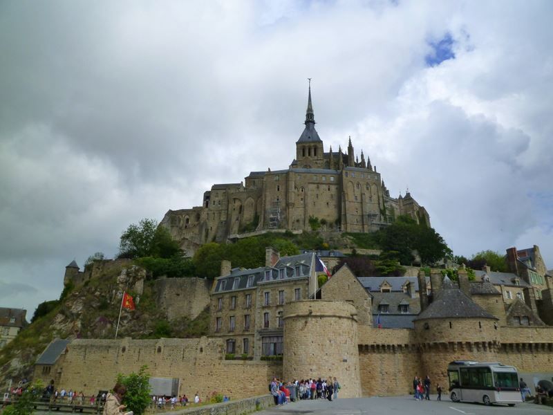 Amazon.co.jp: フランス-モンサンミッシェル、建築モデルの装飾、現代彫刻の装飾、フィギュア、室内装飾、観光土産 :