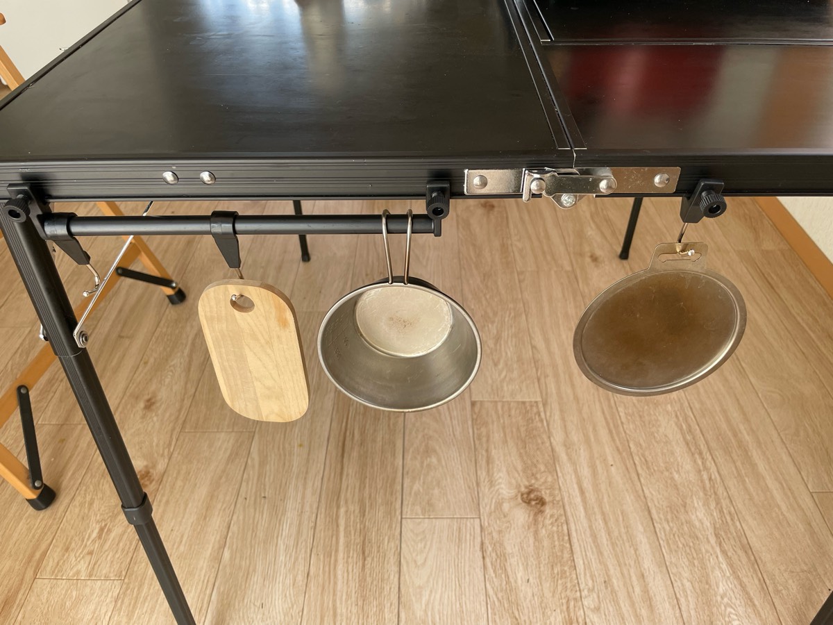 100均ずぼらシュラン セリア「ミニテーブル モンターニュ