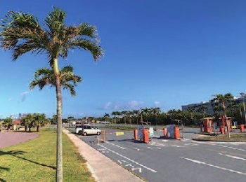 沖縄旅行 part.3 : 搭乗まで沖縄の風景を楽しみたい！那覇空港近くで美しい海の風景が見られる場所