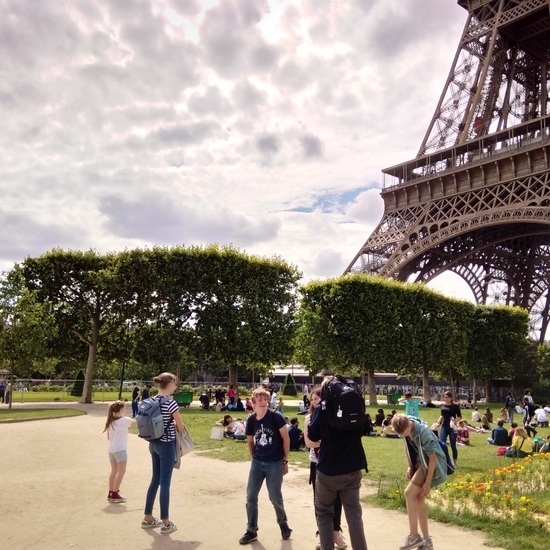 シャン・ド・マルス公園を地図付き解説！営業時間・見どころ観光ガイド 行き方・アクセス フランスボックスフランス旅行情報