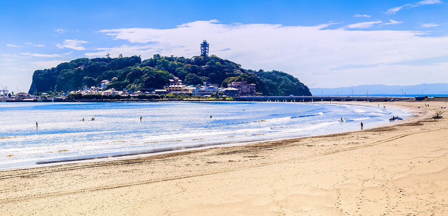 マイアミビーチショー”夏”花火2025屋台や穴場は？駐車場・混雑状況詳しく紹介気になる × ２