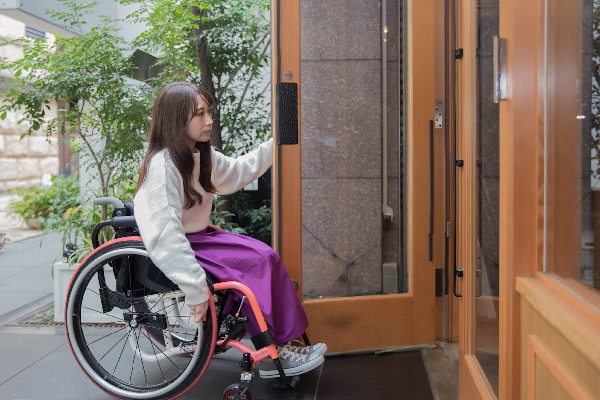 玄関ドア 内開きと外開きの理由・良い点や注意点玄関マスタ