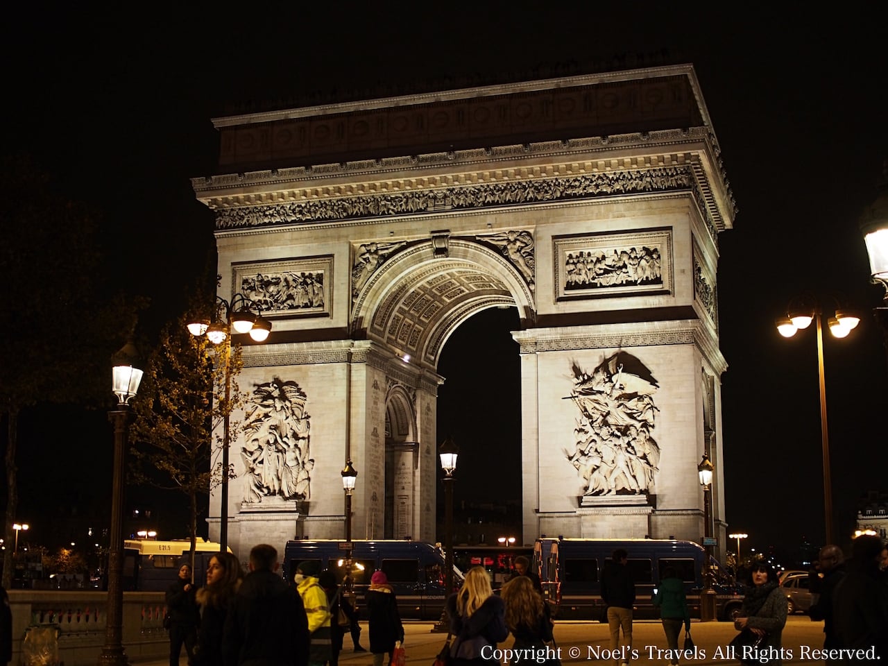 パリ『エトワール凱旋門』の歴史と見どころ、行列の回避方法Noel's Travels