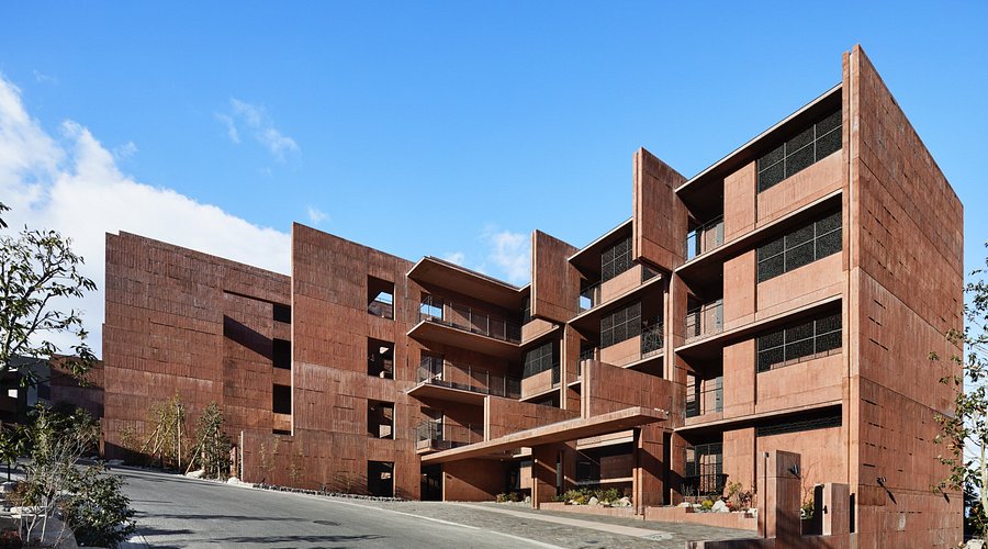 ガレリア御堂原」で、最高の温泉と日本の最新アートを満喫。Pen Online