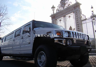 豪華リムジンで女子会撮影が沸騰中