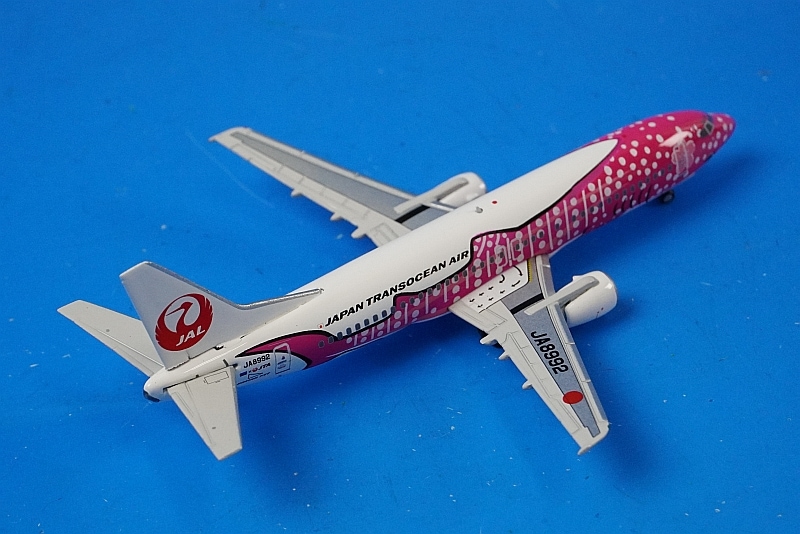 1: 400 スケール B737-800