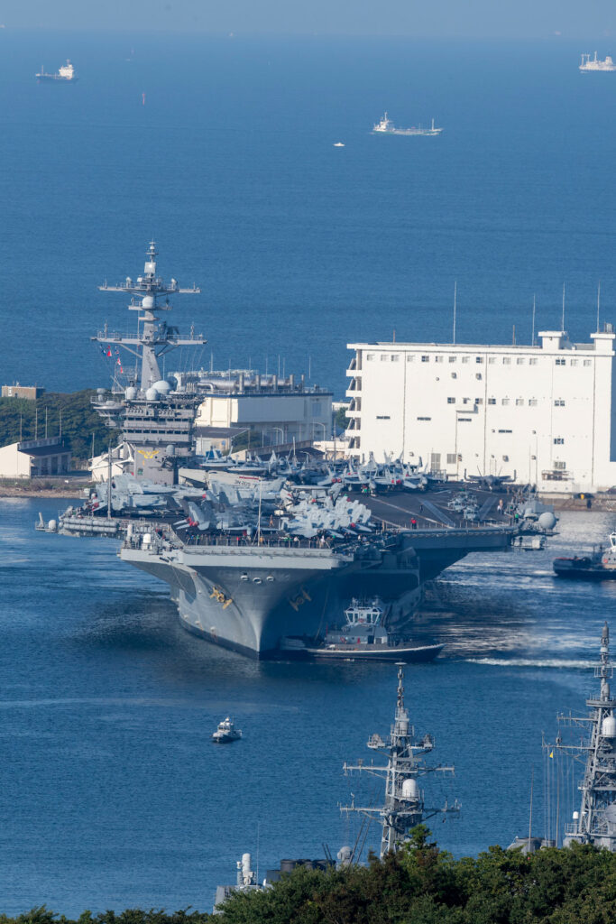 空母母港化50年 容認主流の地元横須賀で反対派が感じた「責任」：朝日新聞
