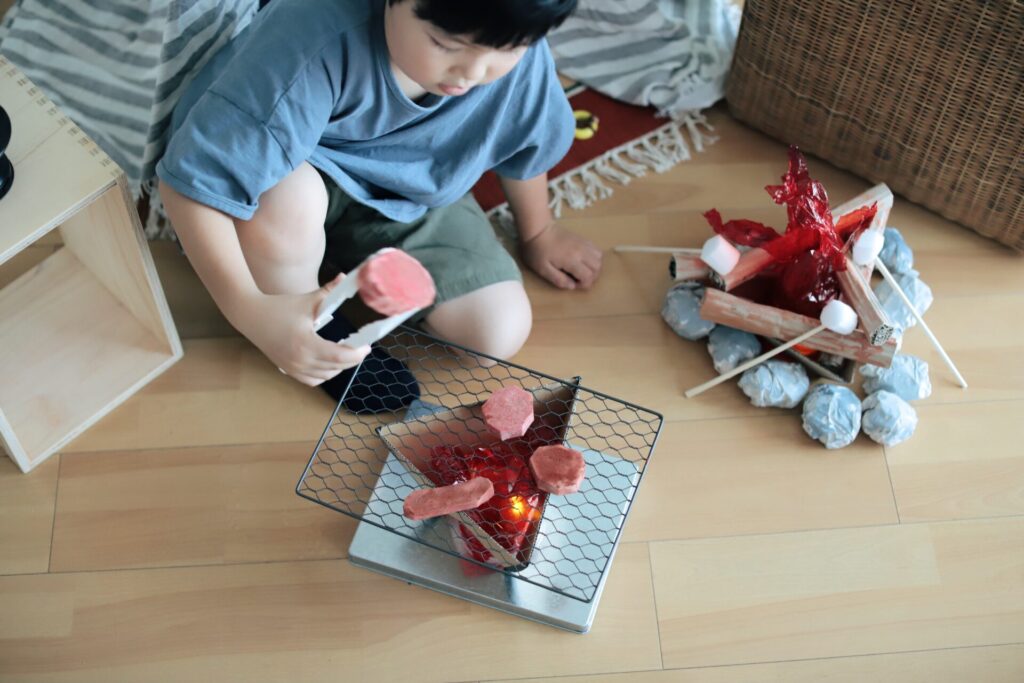 100均DIY 簡単テーブル ソロキャンプや夏休みに簡単工作