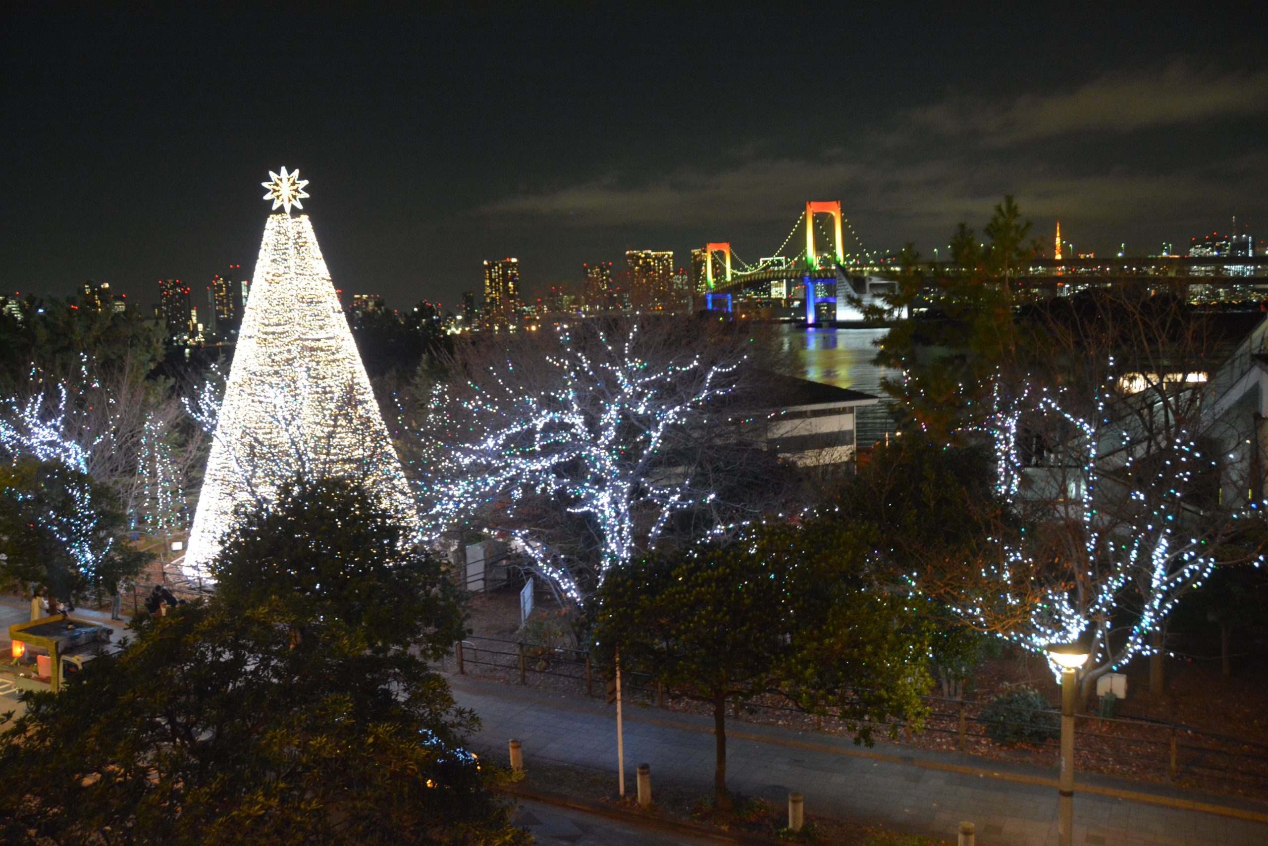 お台場イルミネーションの開催期間 日程or点灯時間 と点灯式 場所 を