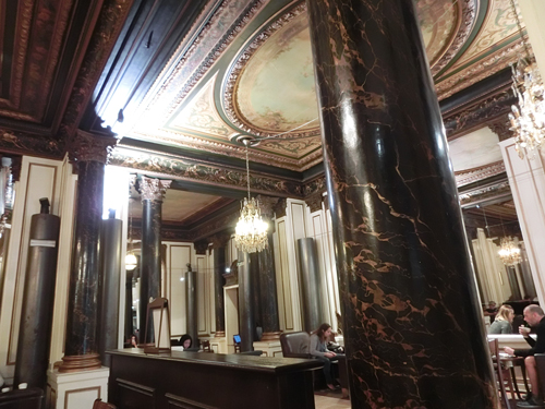 パリにある、世界で一番豪華なスタバ☕ スターバックス フランス