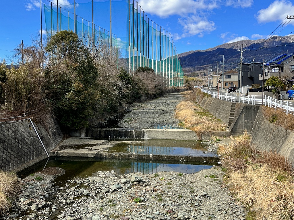 渋沢から葛葉の泉へ歩く 秦野散策- 散歩の途中