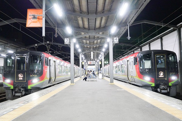 2016GWの四国旅行 その３「宇多津と多度津で列車を撮って」 - みやしたの気まぐれblog