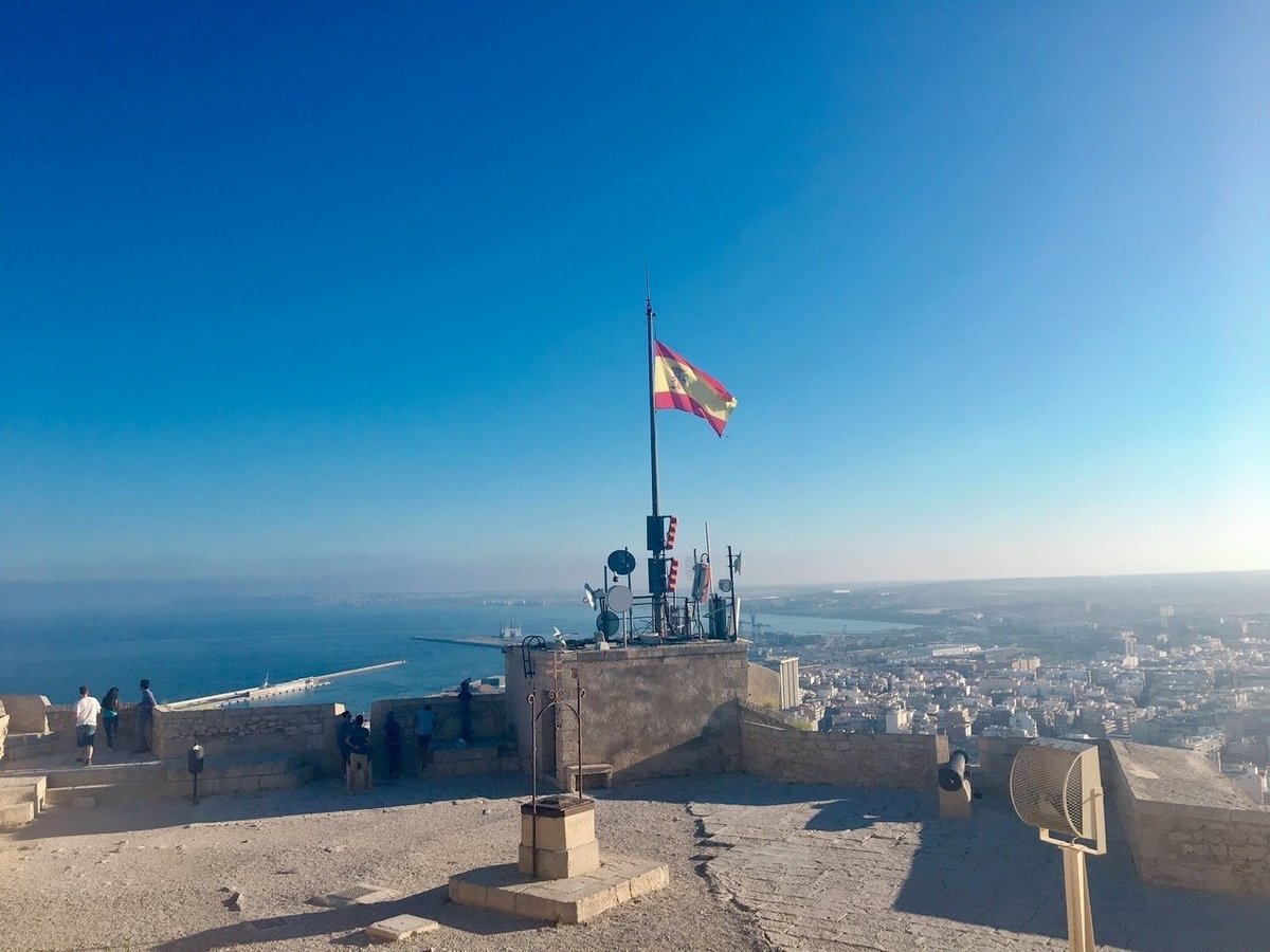 アリカンテ - Wikipedia