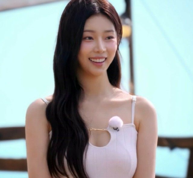 脱出おひとり島」ジヨンになれる！ ふんわりかわいらしくも色気のある「クアンク」女性を演出できるナチュラルピンクメイクの方法を徹底解説！使用コスメもたっぷり紹介 - OdiOdi