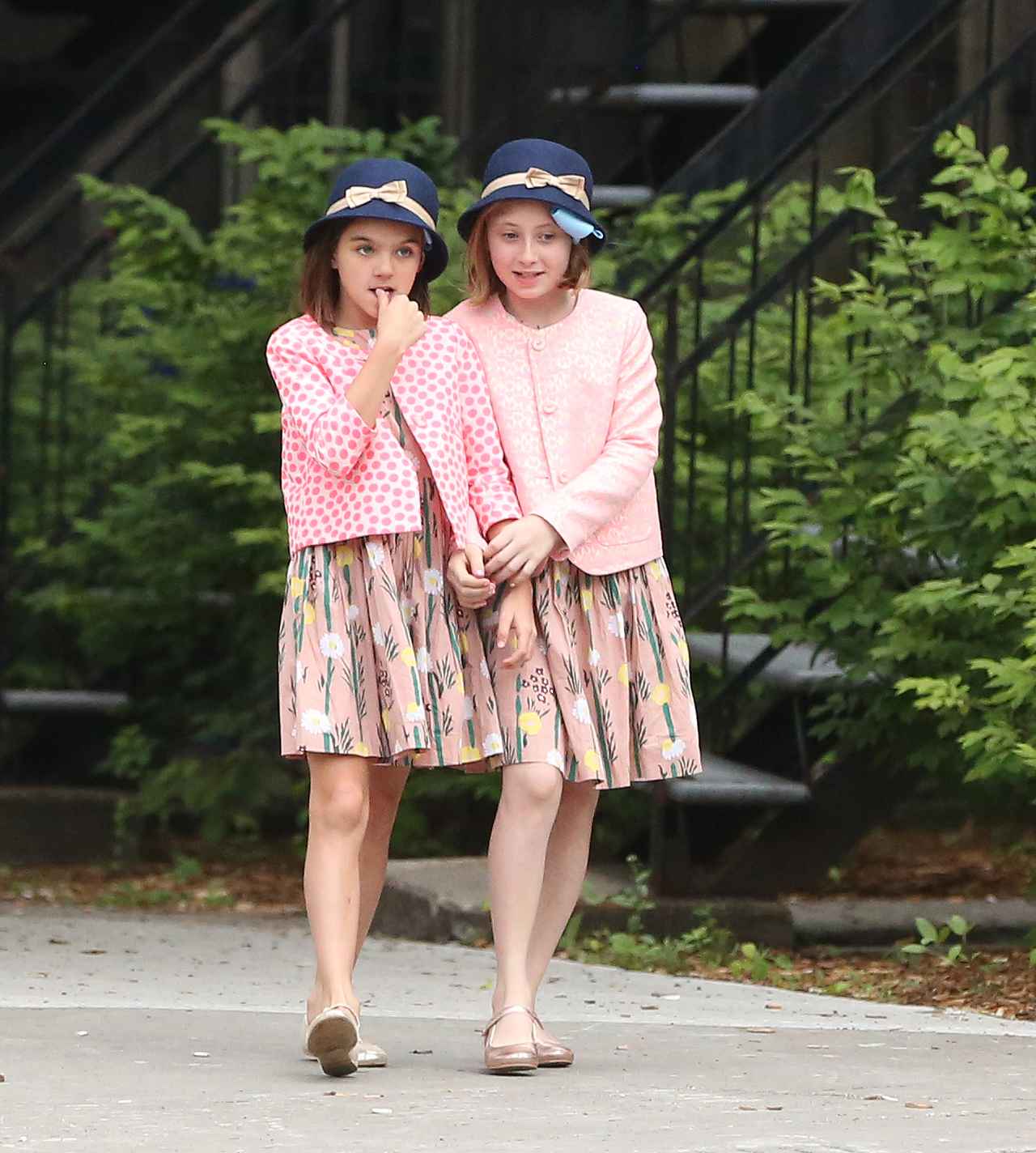 意味深!? ケイティ・ホームズ、娘スリのレアなショットを披露 画像3 6最新の映画ニュースならMOVIE WALKER