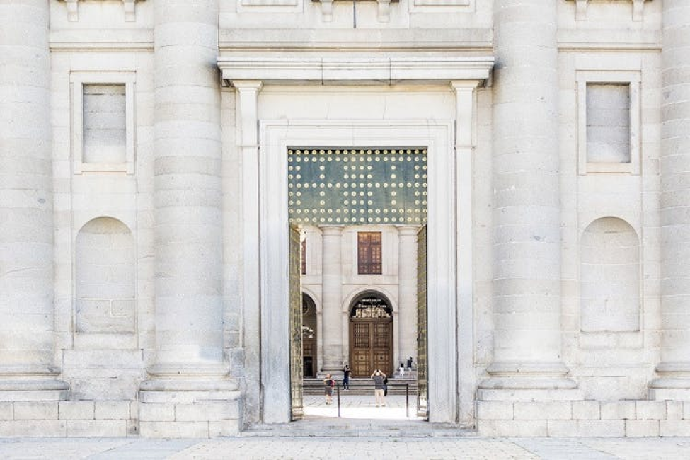 世界遺産 エル・エスコリアル修道院とは？優雅で荘厳な複合建築物 – skyticket 観光ガイド