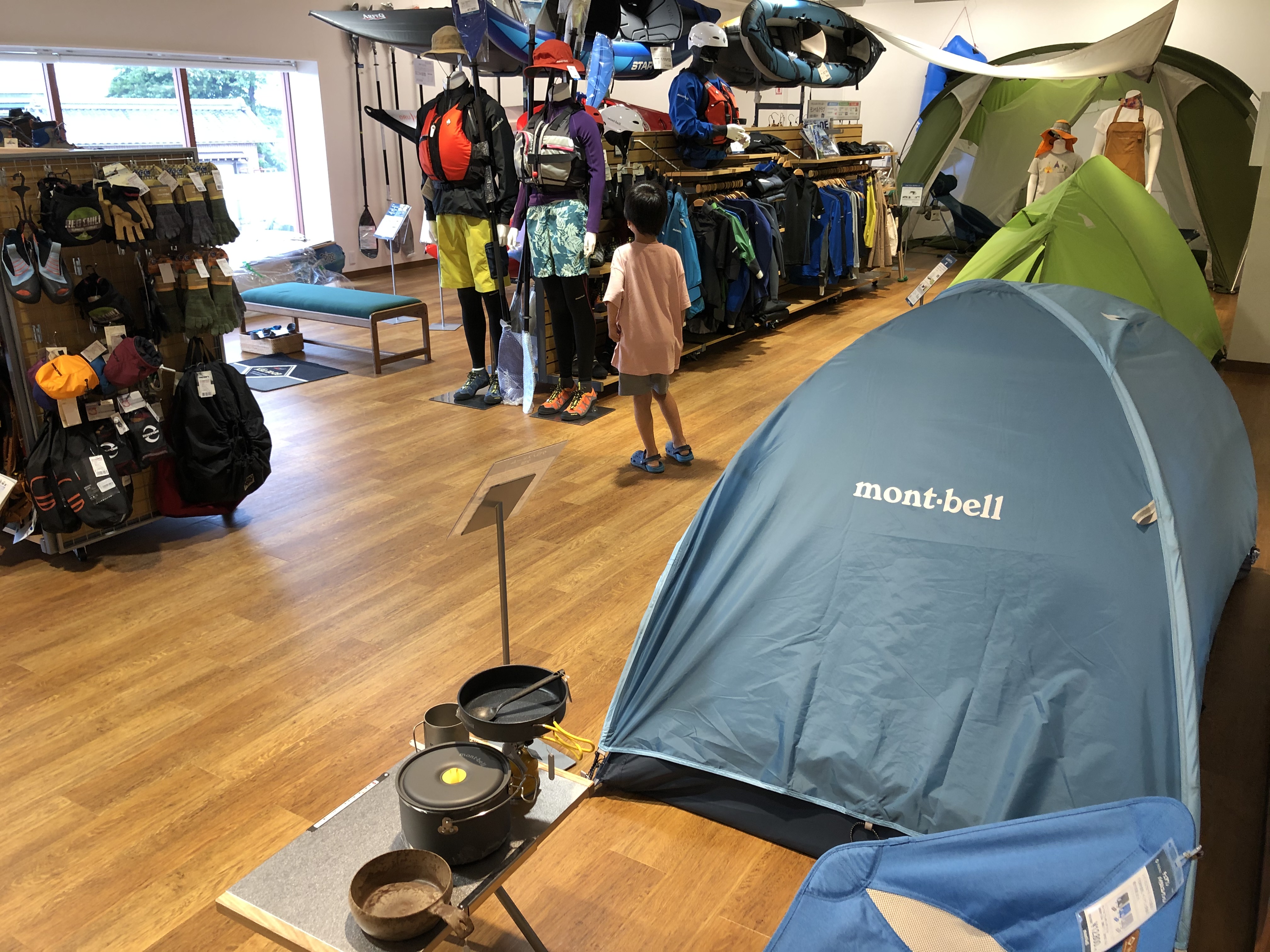 モンベル 大阪八尾店モンベル