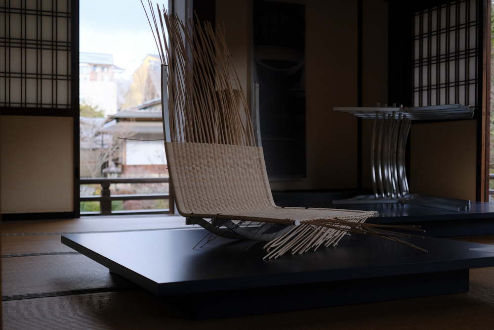 ポール・ケアホルムの名作チェアが「和の空間」になじむ理由を、京都・両足院での特別展示から紐解く家庭画報.com“素敵な人”のディレクトリ