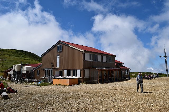 薬師沢小屋: 風のように過ぎてゆく