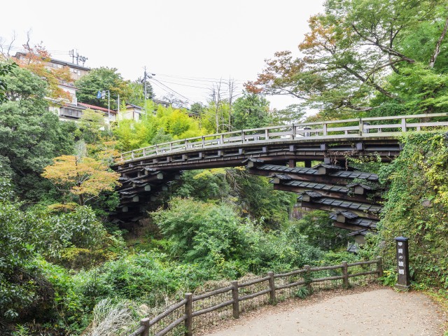 山梨 秋の名勝地『猿橋』春日居ウォーカ