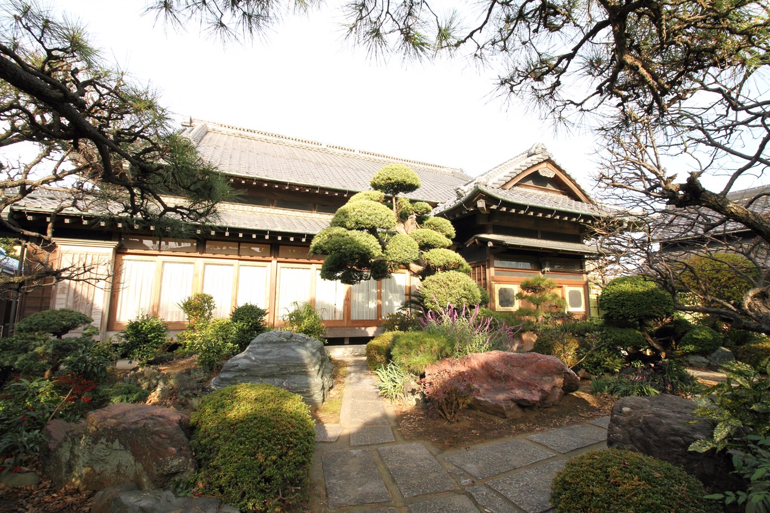 お花茶屋 森谷邸へ 1古い建物訪ねてお散歩フォトへ
