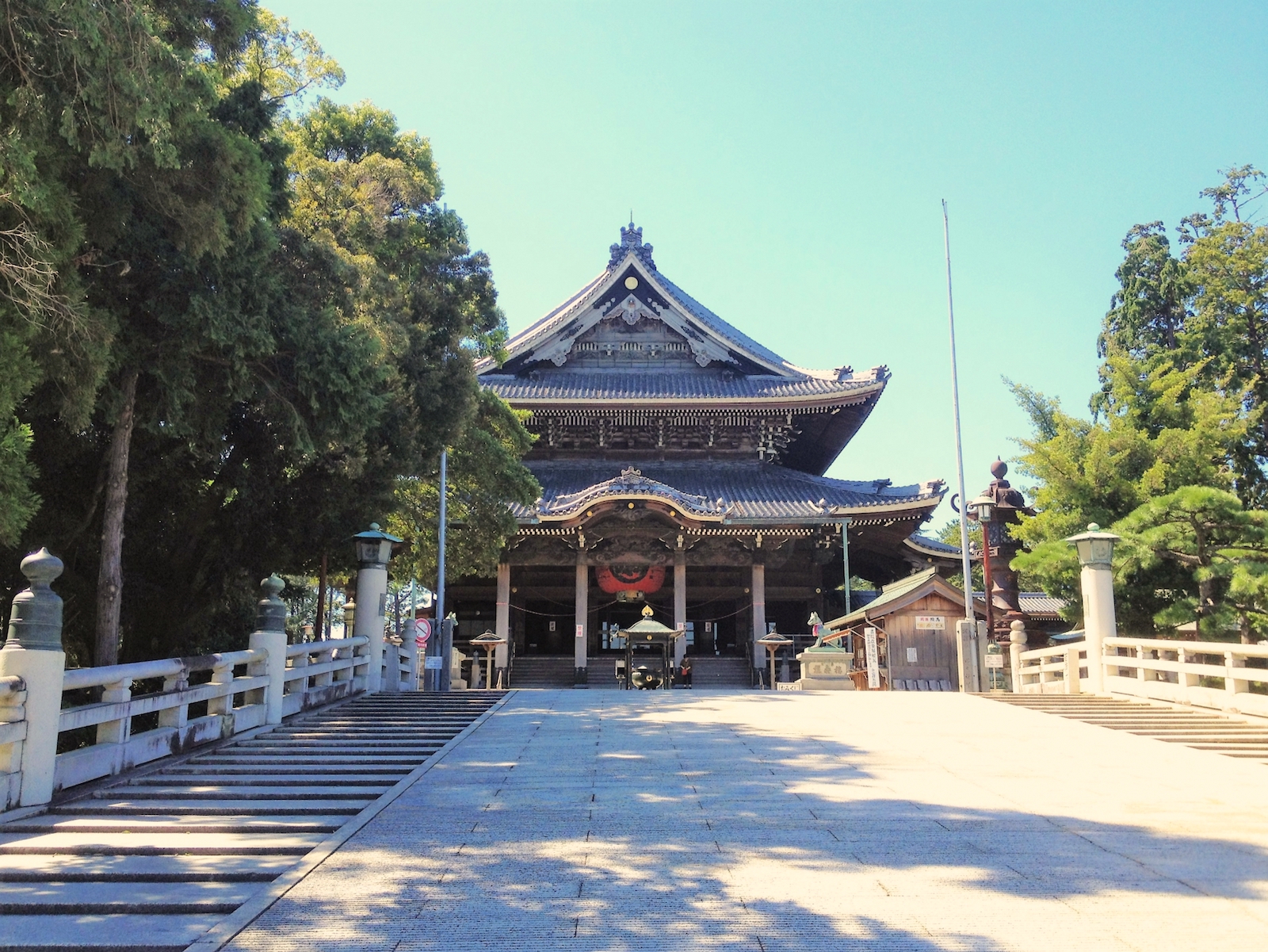日本三大稲荷「祐徳稲荷神社」が幻想的に！「狐の嫁入り」を体感するライトアップ9 20～ 佐賀・鹿島ファンファン福岡