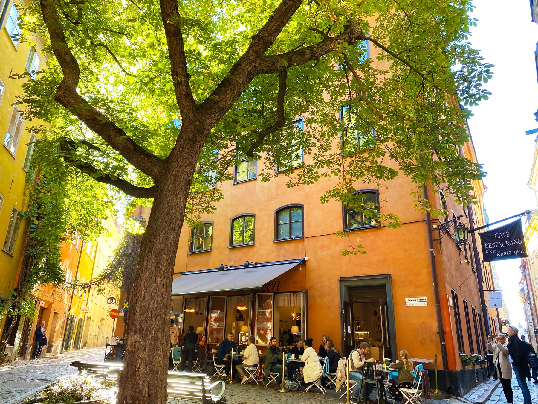 夏の終わりの北欧ファンタジー♪スウェーデン一人旅Vo.2ファールンレッドが華やぎを添える水辺のメルヘンタウン”トローサ”』その他の観光地 スウェーデン の旅行記・ブログby るなさん