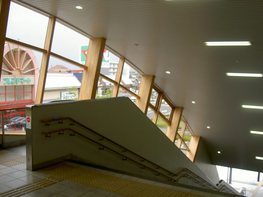 能登川駅改札画像.net