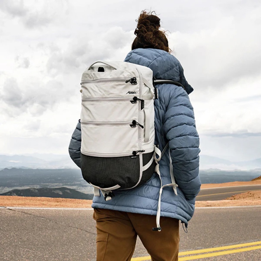 リュック 登山 アウトドア 旅行