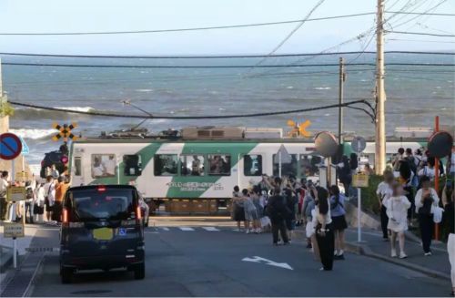 日本镰仓高校前地图-卫星地图