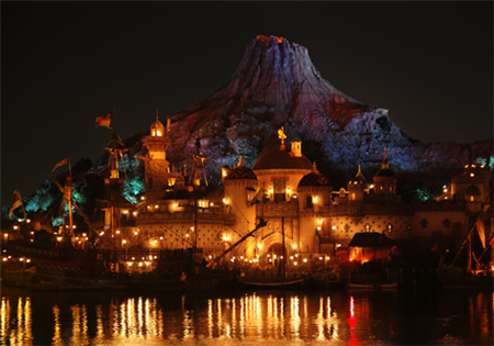 ディズニーシーで絶対に行くべきオススメの夜景スポット５選 - 攻略