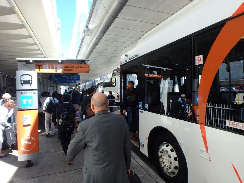 シドニー空港乗り継ぎ方法ヘルプします JAL, カンタス便に搭乗し、シドニー空港乗り継ぎヘルプココナラ