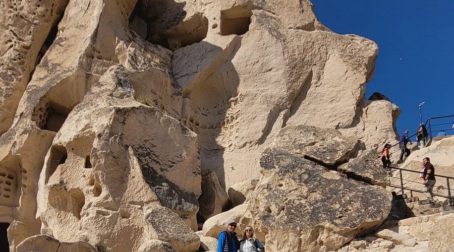 ウチヒサール城 ウチヒサール・カレシ- Viatorビアター