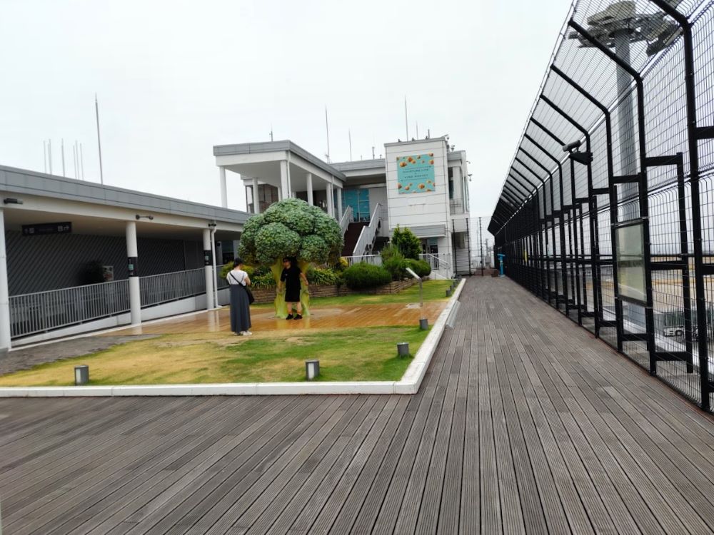 神戸空港展望デッキ - 夜景ナビメインストリート