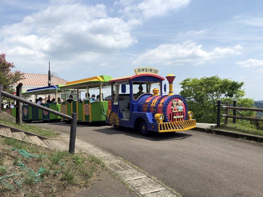道の駅「霧島」で絶景を観よう！「キリシマ神話の里公園」の遊覧リフトで展望台へ！桜島も見える！ 霧島市旅々PHOTO